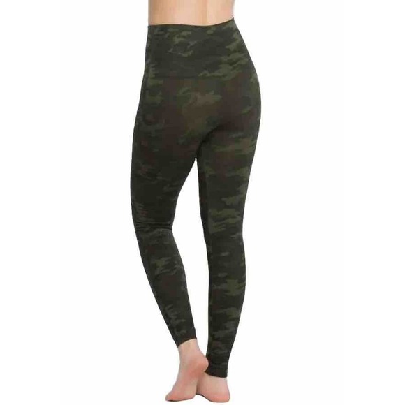 NEW Women’s Spanx leggings Look at Me Now Green Camo Seamless High Rise Large - Picture 3 of 7